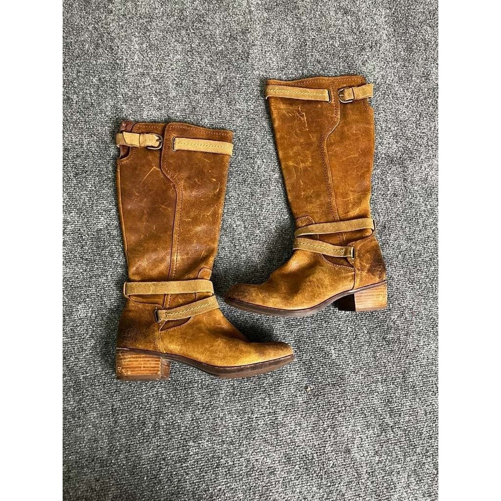 UGG Women's Darcie 1004172  Round Toe Riding Boots Size US 9.5 Light Brown Suede